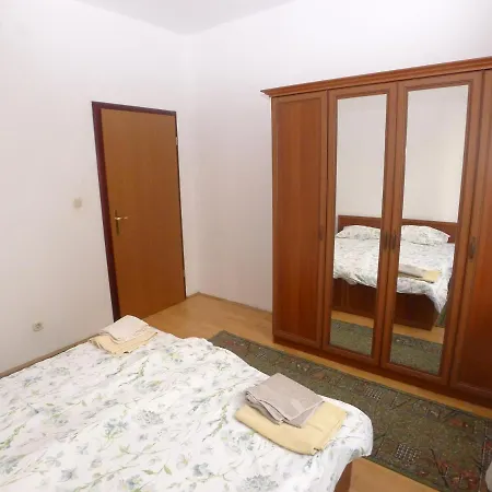 Sunshine Apartment